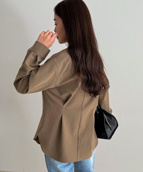 fredy emue（フレディエミュ）の「テーラードシャツ（シャツ/ブラウス・レディース・モカ/ネイビー/グレー・38）」の15枚目の写真