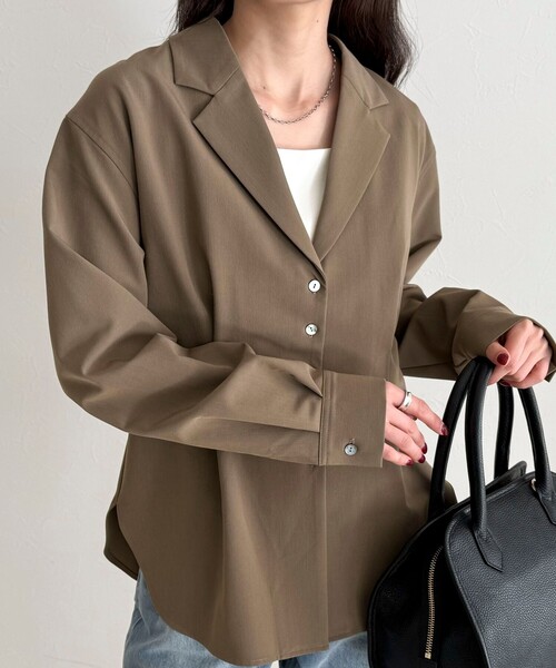 fredy emue（フレディエミュ）の「テーラードシャツ（シャツ/ブラウス・レディース・モカ/ネイビー/グレー・38）」の16枚目の写真