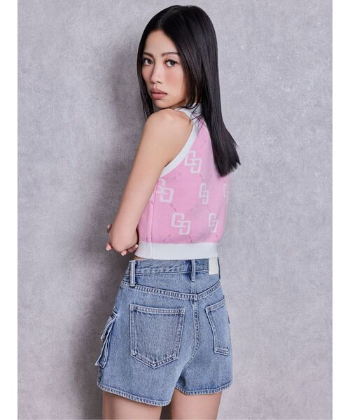 GYDA（ジェイダ）の「ring bijou studsデザインデニムショートパンツ（デニムパンツ・レディース・ライトブルー/ブルー・MEDIUM/SMALL）」の5枚目の写真