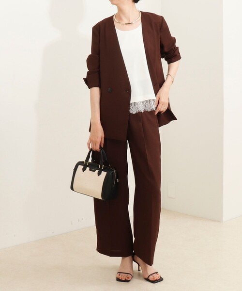 MICO COULIER（ミコクリエ）の「サテン×スムース裾レースタンクトップ（Tシャツ/カットソー・レディース・オフホワイト/ブラウン/チャコールグレー・38）」の5枚目の写真