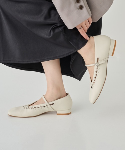ALM.(アルム)の「【ALM.】LEIRA LEATHER PUMPS(パンプス・レディース・アイボリー/ブラック・39/37/36/38)」の21枚目の写真