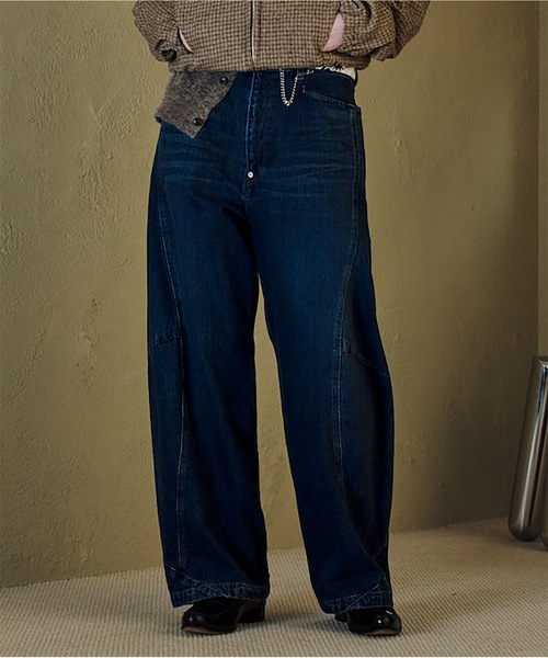 JIEDA(ジエダ)の「VINTAGE-FEEL DRAPED DENIM PANTS(デニムパンツ・メンズ・インディゴブルー/ブラック・2/1)」の1枚目の写真