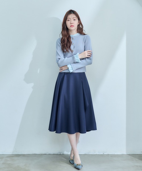 12Twelve Agenda(トゥエルブ アジェンダ)の「フリルドッキングニットカーディガン(ニット/セーター・レディース・ベージュ/ブラック/ライトグレー・M)」の20枚目の写真