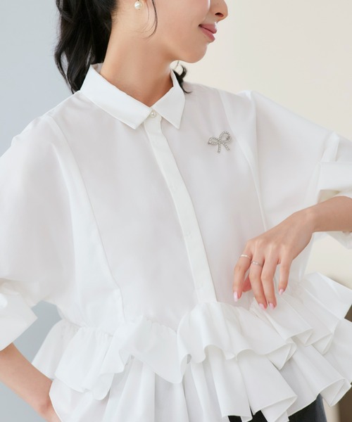 RUIRUE BOUTIQUE（ルイルエブティック）の「洗える ｜ ダブル フリル クロップド ドルマン シャツ ｜ トップス・クロップドシャツ・シャツ・長袖ブラウス・きれいめブラウス・オフィスカジュアルブラウス・フリルブラウス（シャツ/ブラウス・レディース・ライトイエロー/ブルー/ホワイト/ピンク・M/L）」の20枚目の写真