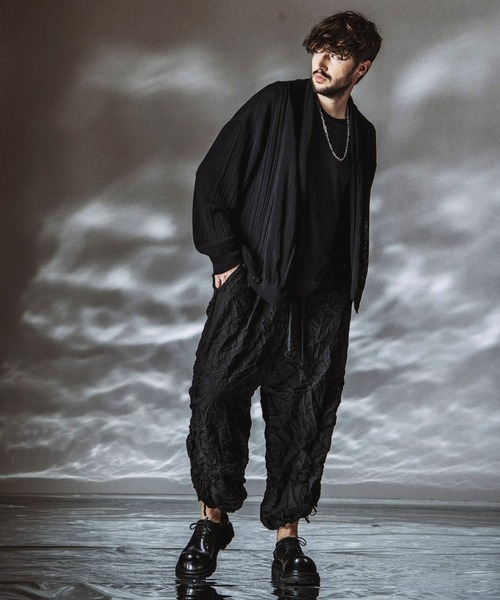 NO ID.(ノーアイディ)の「【NO ID.】Shawl Collar Knit Wrap Cardigan / ショールカラーニットラップカーディガン(カーディガン/ボレロ・メンズ・ブラック/グレー・ONE SIZE)」の21枚目の写真