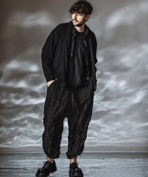 NO ID.(ノーアイディ)の「【NO ID.】Shawl Collar Knit Wrap Cardigan / ショールカラーニットラップカーディガン(カーディガン/ボレロ・メンズ・ブラック/グレー・ONE SIZE)」の22枚目の写真