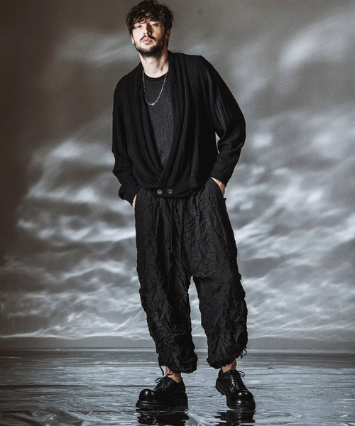 NO ID.(ノーアイディ)の「【NO ID.】Shawl Collar Knit Wrap Cardigan / ショールカラーニットラップカーディガン(カーディガン/ボレロ・メンズ・ブラック/グレー・ONE SIZE)」の15枚目の写真