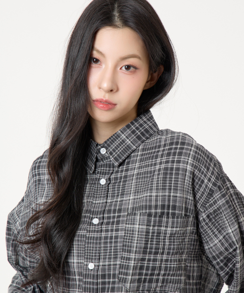 UNKNOWN PLANET(アンノウンプラネット)の「リンクルサマーチェックシャツブラック(シャツ/ブラウス・レディース・その他・SMALL/LARGE/MEDIUM)」の3枚目の写真