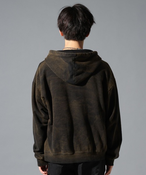 LAND MUSEUM（ランドミュージアム）の「LAND MUSEUM／タイダイフードジップ（パーカー・メンズ・チャコール/ブラック・FREE）」の15枚目の写真