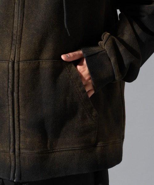 LAND MUSEUM（ランドミュージアム）の「LAND MUSEUM／タイダイフードジップ（パーカー・メンズ・チャコール/ブラック・FREE）」の18枚目の写真