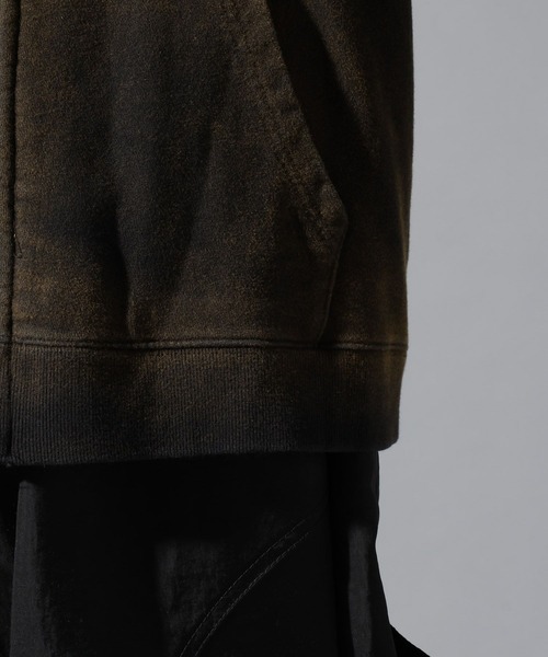 LAND MUSEUM（ランドミュージアム）の「LAND MUSEUM／タイダイフードジップ（パーカー・メンズ・チャコール/ブラック・FREE）」の19枚目の写真