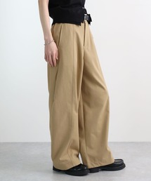 Futier land（フューティアランド）の「切り替えカーブスラックスパンツ（スラックス）」