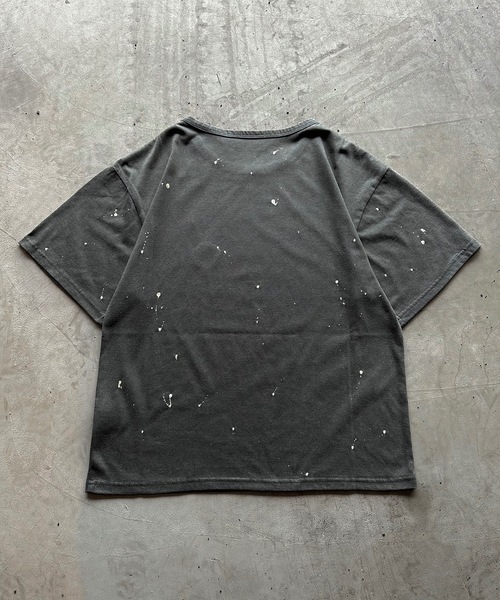 MandO(エムオー)(エムオー)の「ヴィンテージペイントサークルロゴTシャツ(Tシャツ/カットソー・メンズ・カーキ/ブラック/チャコールグレー・MEDIUM/LARGE)」の16枚目の写真
