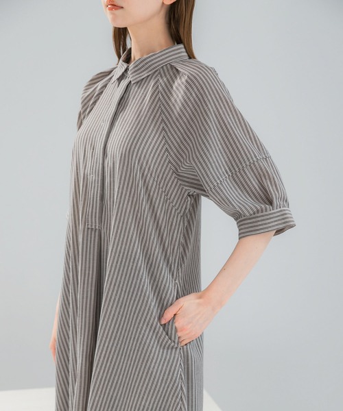 URBAN RESEARCH ROSSO WOMEN（アーバンリサーチ　ロッソ）の「『WEB限定』『UR TECH Smart Linen Touch』イージーリネンシャツワンピース（ワンピース・レディース・ブラウン系その他/ネイビー・FREE）」の16枚目の写真