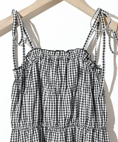 flower（フラワー）の「フェミニンキャミワンピース（ワンピース・レディース・ブラック/イエロー・FREE）」の8枚目の写真