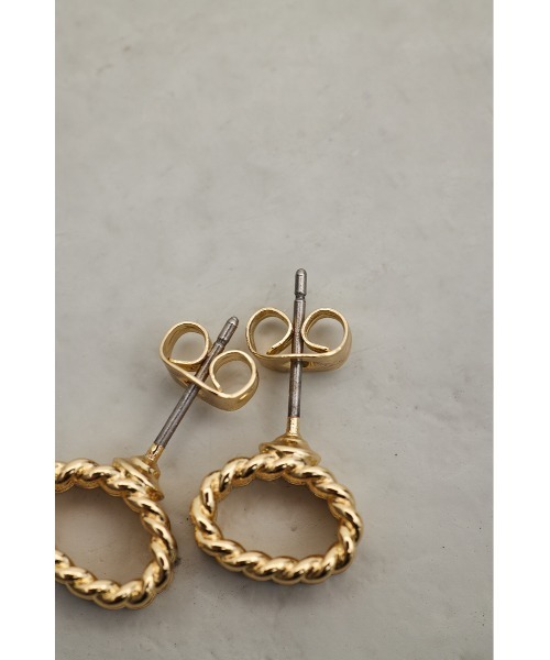 STYLEMIXER（スタイルミキサー）の「メッシュデザインミニマムピアス（ピアス（両耳用）・レディース・シルバー/ゴールド・FREE）」の13枚目の写真