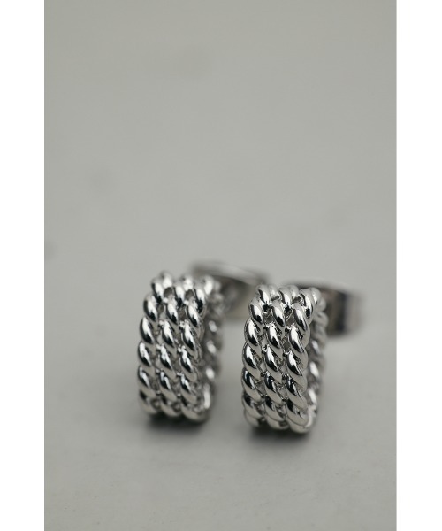 STYLEMIXER（スタイルミキサー）の「メッシュデザインミニマムピアス（ピアス（両耳用）・レディース・シルバー/ゴールド・FREE）」の3枚目の写真