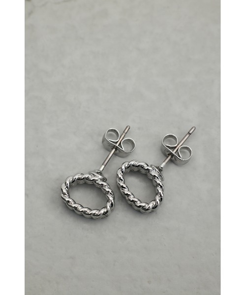 STYLEMIXER（スタイルミキサー）の「メッシュデザインミニマムピアス（ピアス（両耳用）・レディース・シルバー/ゴールド・FREE）」の4枚目の写真