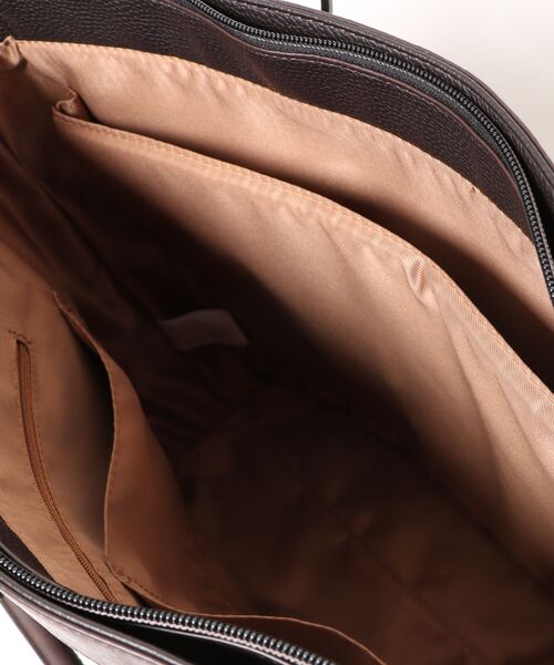 TAKA-Q(タカキュー)の「トート バッグ メンズ ビジネス 鞄 A4対応 クッションポケット 型押し 合成皮革 コンビ 切替(トートバッグ・メンズ・ブラック/ダークウッド・FREE)」の5枚目の写真