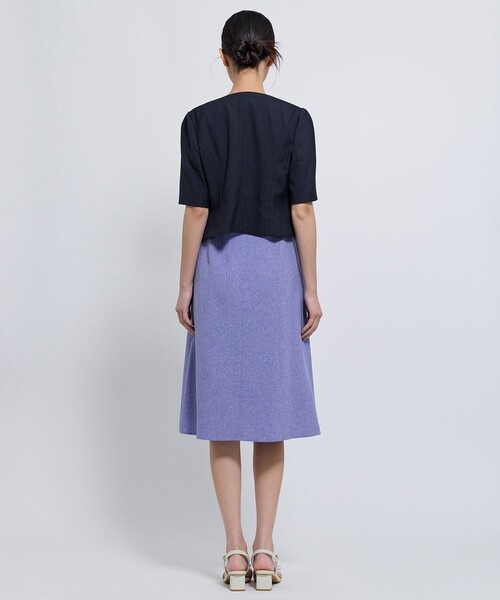 TOCCA(トッカ)の「BRIGHT BREEZE 半袖ショートジャケット(ノーカラージャケット・レディース・アイボリー系/ネイビー系・0/2/4/6)」の13枚目の写真