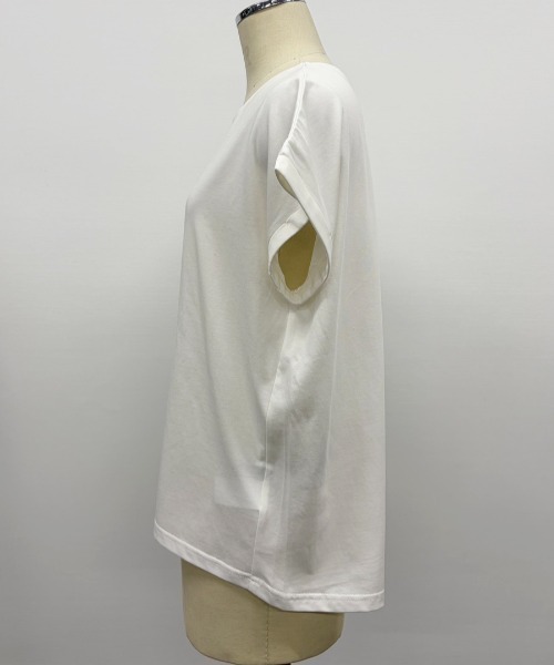 Belta attrice(ベルタアトリーチェ)の「【人気の!】Eclatロゴ フレンチスリーブTシャツ レディース バックタック カットソー上品 半袖トップス(Tシャツ/カットソー・レディース・ブラック/ライトパープル/ホワイト/サックスブルー・FREE)」の22枚目の写真