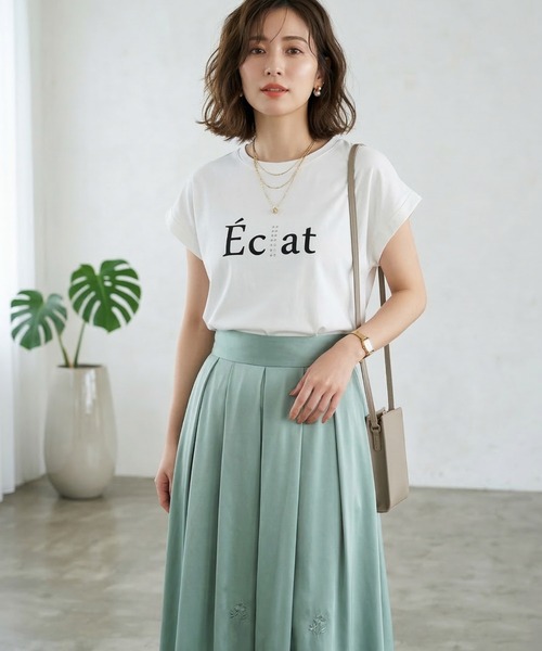 Belta attrice(ベルタアトリーチェ)の「【人気の!】Eclatロゴ フレンチスリーブTシャツ レディース バックタック カットソー上品 半袖トップス(Tシャツ/カットソー・レディース・ブラック/ライトパープル/ホワイト/サックスブルー・FREE)」の18枚目の写真