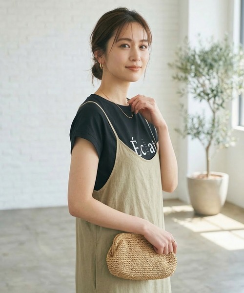 Belta attrice(ベルタアトリーチェ)の「【人気の!】Eclatロゴ フレンチスリーブTシャツ レディース バックタック カットソー上品 半袖トップス(Tシャツ/カットソー・レディース・ブラック/ライトパープル/ホワイト/サックスブルー・FREE)」の9枚目の写真