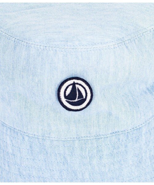 PETIT BATEAU（プチバトー）の「シャンブレークロシェ（ハット・キッズ・ライトブルー・12YEAR/8YEAR/4YEAR）」の3枚目の写真