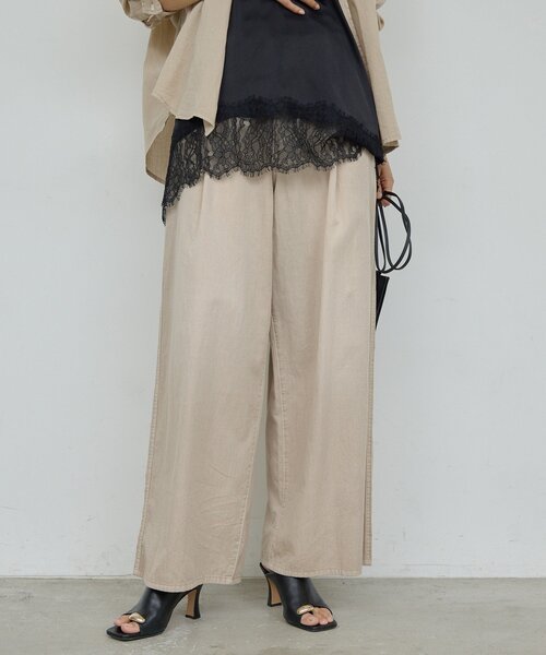 GALLARDAGALANTE(ガリャルダガランテ)の「【夏でも快適】シアーデニムパンツ(その他パンツ・レディース・ベージュ/ブルー・0/1)」の2枚目の写真