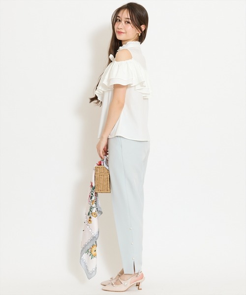 WILLSELECTION(ウィルセレクション)の「スタンドフリル2WAYスリーブブラウス(シャツ/ブラウス・レディース・ブルー系その他/オフホワイト/ホワイト系その他/ブラック・FREE)」の10枚目の写真