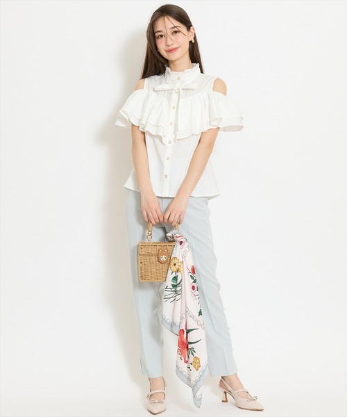 WILLSELECTION(ウィルセレクション)の「スタンドフリル2WAYスリーブブラウス(シャツ/ブラウス・レディース・ブルー系その他/オフホワイト/ホワイト系その他/ブラック・FREE)」の9枚目の写真