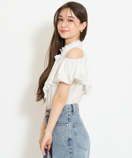 WILLSELECTION(ウィルセレクション)の「スタンドフリル2WAYスリーブブラウス(シャツ/ブラウス・レディース・ブルー系その他/オフホワイト/ホワイト系その他/ブラック・FREE)」の14枚目の写真