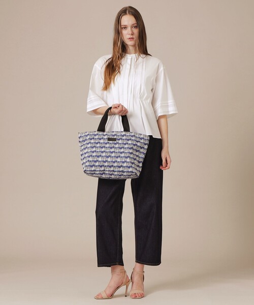 MACKINTOSH LONDON（マッキントッシュ ロンドン）の「【eclat5月号掲載】レインタフタプリントトートバッグ（トートバッグ・レディース・ベージュ/ライトブルー・FREE）」の5枚目の写真