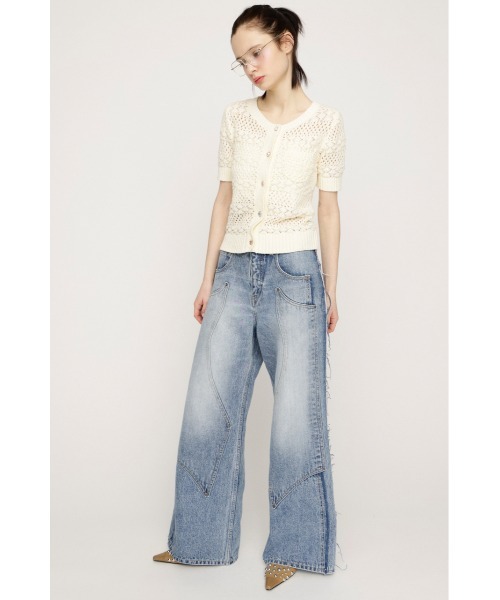 SLY(スライ)の「L/W PATCHED PANEL FLARE DENIM ローウエストパッチドパネルフレアデニム 春服 夏服(デニムパンツ・レディース・ブルー系その他/ライトブルー・2/1/0)」の5枚目の写真