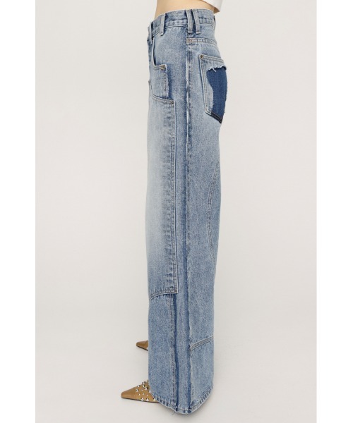SLY(スライ)の「L/W PATCHED PANEL FLARE DENIM ローウエストパッチドパネルフレアデニム 春服 夏服(デニムパンツ・レディース・ブルー系その他/ライトブルー・2/1/0)」の8枚目の写真