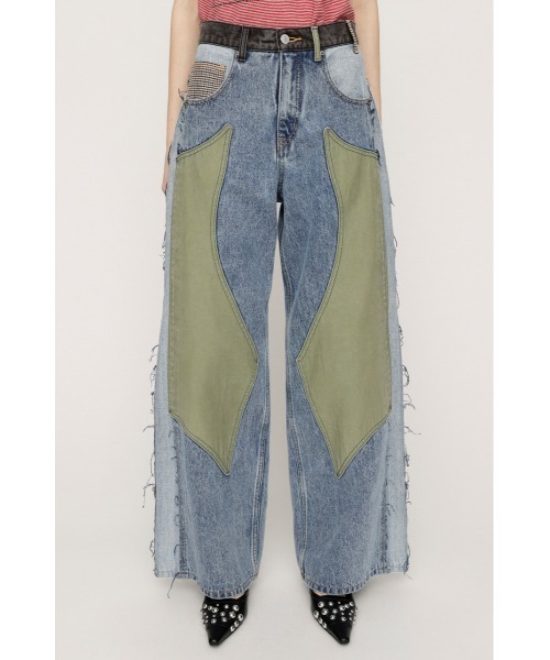SLY(スライ)の「L/W PATCHED PANEL FLARE DENIM ローウエストパッチドパネルフレアデニム 春服 夏服(デニムパンツ・レディース・ブルー系その他/ライトブルー・2/1/0)」の16枚目の写真