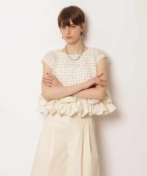 CADUNE(カデュネ)の「フレンチスリーブ裾バルーンブラウス(シャツ/ブラウス・レディース・ホワイト/ブラックミックス・38/36/40)」の13枚目の写真