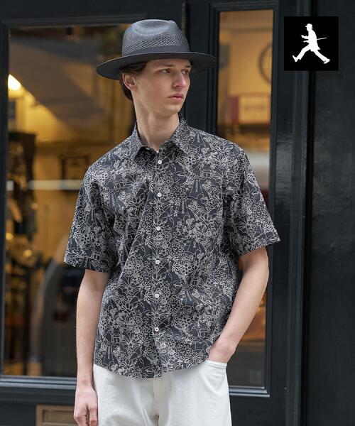 TAKEO KIKUCHI（タケオキクチ）の「【BOWLER HAT LABEL】ビリケンさんプリント 半袖シャツ（シャツ/ブラウス・メンズ・ブルー系/ブラック系/ホワイト系1・02/04/03）」の2枚目の写真