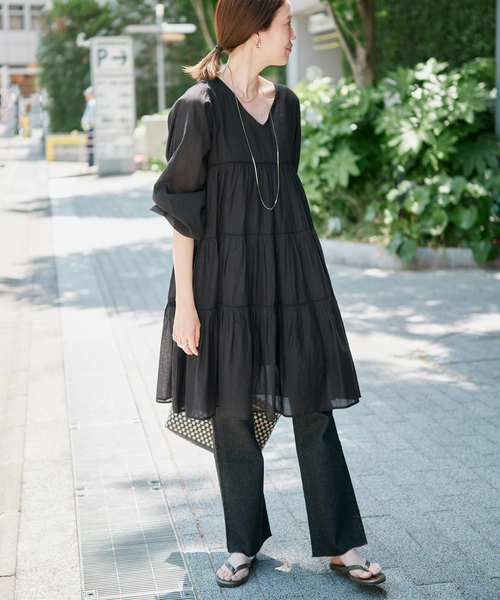 SLOBE IENA(スローブイエナ)の「《追加》コットンボイルティアードワンピース(ワンピース・レディース・ブラック/パープル/カーキ・FREE)」の5枚目の写真
