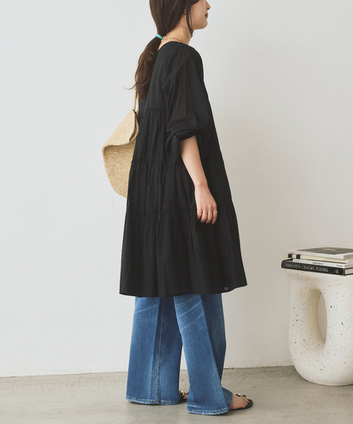 SLOBE IENA(スローブイエナ)の「《追加》コットンボイルティアードワンピース(ワンピース・レディース・ブラック/パープル/カーキ・FREE)」の8枚目の写真
