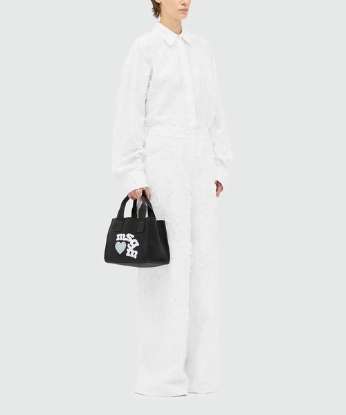 MSGM（エムエスジーエム）の「MSGM HEART LOGO 2Way キャンバスバッグ（ショルダーバッグ・レディース・ブラック・ONE SIZE）」の5枚目の写真