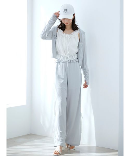 SNIDEL(スナイデル)の「クロップドフリルブラウス(シャツ/ブラウス・レディース・イエロー/ホワイト/ブラック・F)」の18枚目の写真