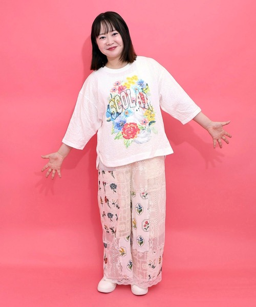 ScoLar(スカラー)の「ScoLar(スカラー) 花ネコ発泡プリント ローズジャガードTシャツ(Tシャツ/カットソー・レディース・チャコールグレー/オフホワイト・MEDIUM)」の3枚目の写真