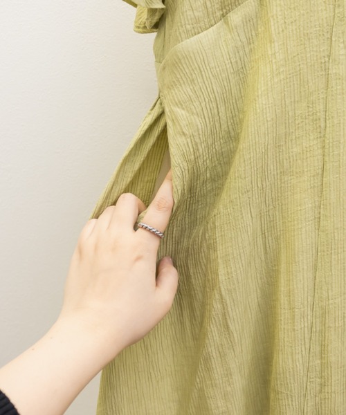 CLETTE(クレット)の「CLETTEオリジナルキーネックフレアワンピース(ワンピース・レディース・ブラック/ブルー/グリーン・4L/3L/LL)」の19枚目の写真