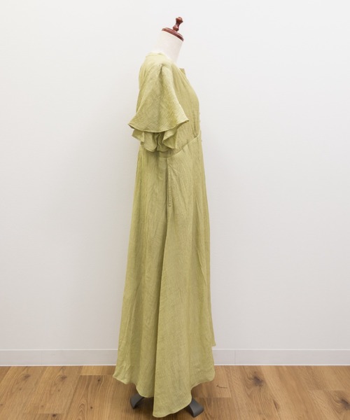 CLETTE(クレット)の「CLETTEオリジナルキーネックフレアワンピース(ワンピース・レディース・ブラック/ブルー/グリーン・4L/3L/LL)」の13枚目の写真