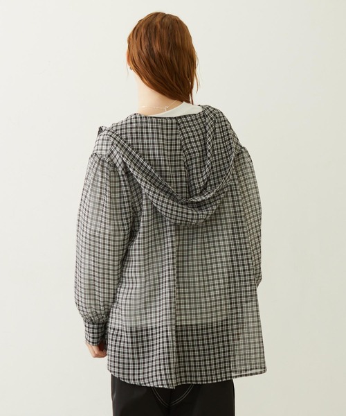 MILKFED.(ミルクフェド)の「SHEER PLAID HOODED TOP(シャツ/ブラウス・レディース・パープル/ブラック/ピンク・ONE SIZE)」の5枚目の写真