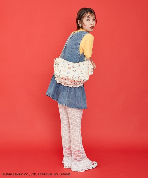 sanrio(サンリオ)の「ハローキティ/キルティングフリルショルダーバッグ(ショルダーバッグ・レディース・レッド/アイボリー・FREE)」の14枚目の写真