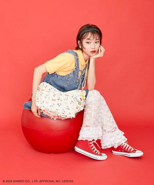 sanrio(サンリオ)の「ハローキティ/キルティングフリルショルダーバッグ(ショルダーバッグ・レディース・レッド/アイボリー・FREE)」の15枚目の写真