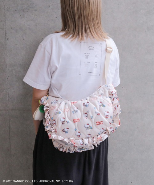 sanrio(サンリオ)の「ハローキティ/キルティングフリルショルダーバッグ(ショルダーバッグ・レディース・レッド/アイボリー・FREE)」の22枚目の写真