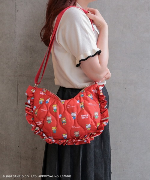 sanrio(サンリオ)の「ハローキティ/キルティングフリルショルダーバッグ(ショルダーバッグ・レディース・レッド/アイボリー・FREE)」の8枚目の写真